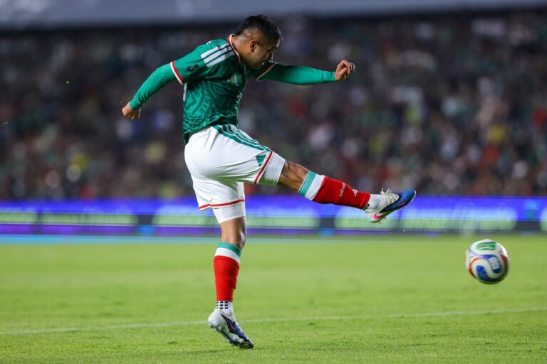 8b759efe b9d0 4854 9771 23ae302ef3fd