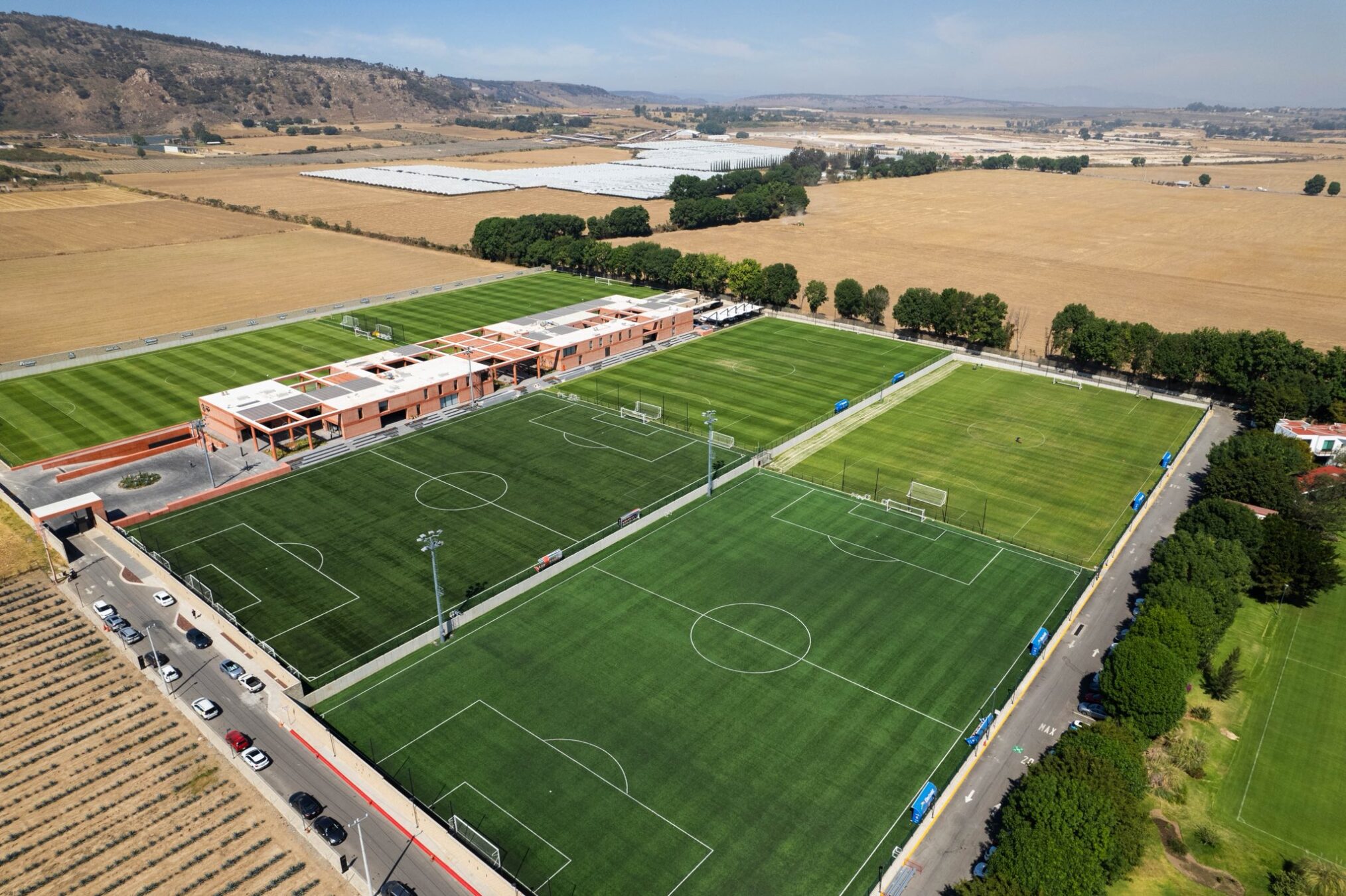 Academia AGA vista aérea