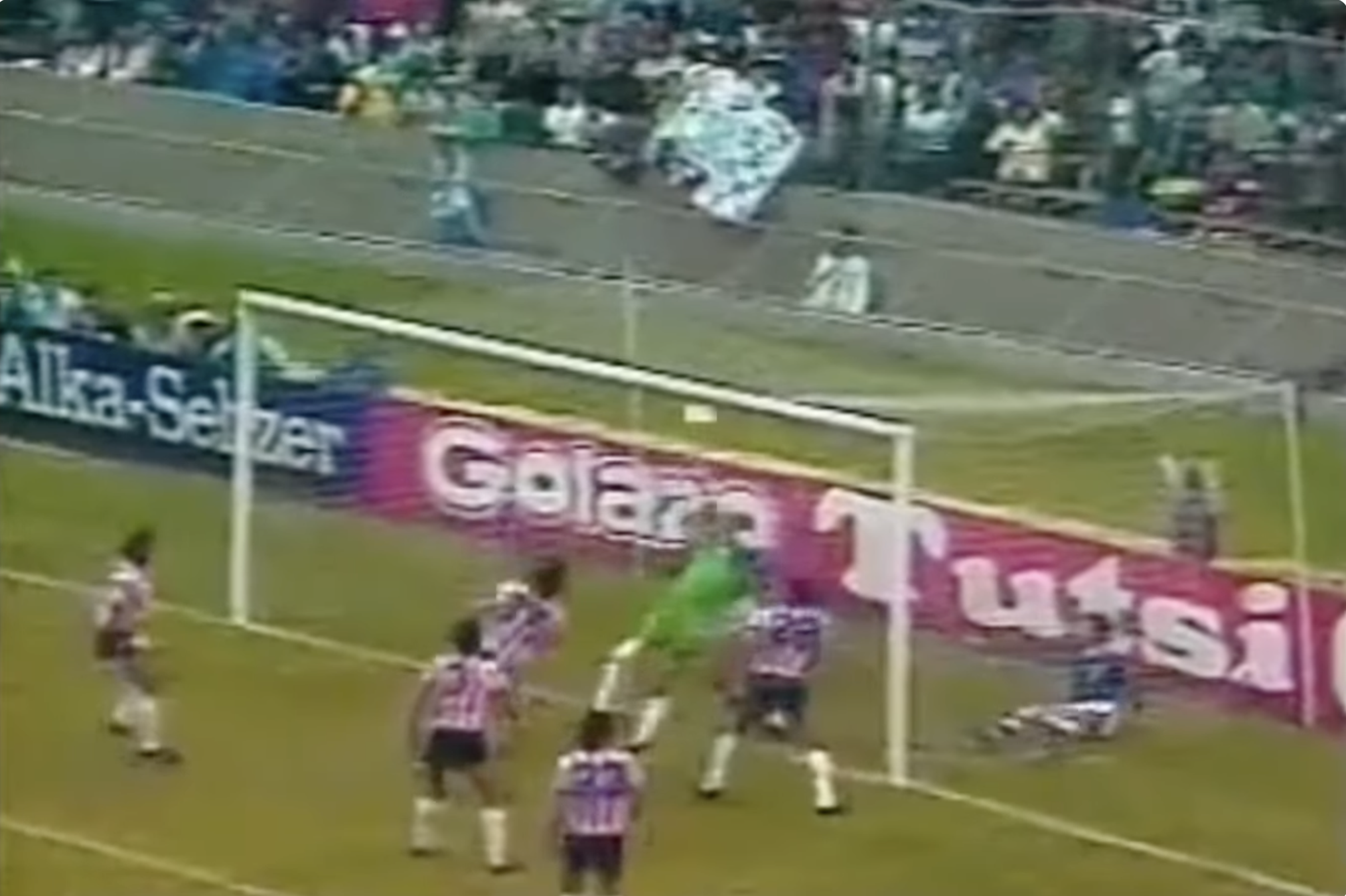 Atajada de Larios al Yayo en 1987