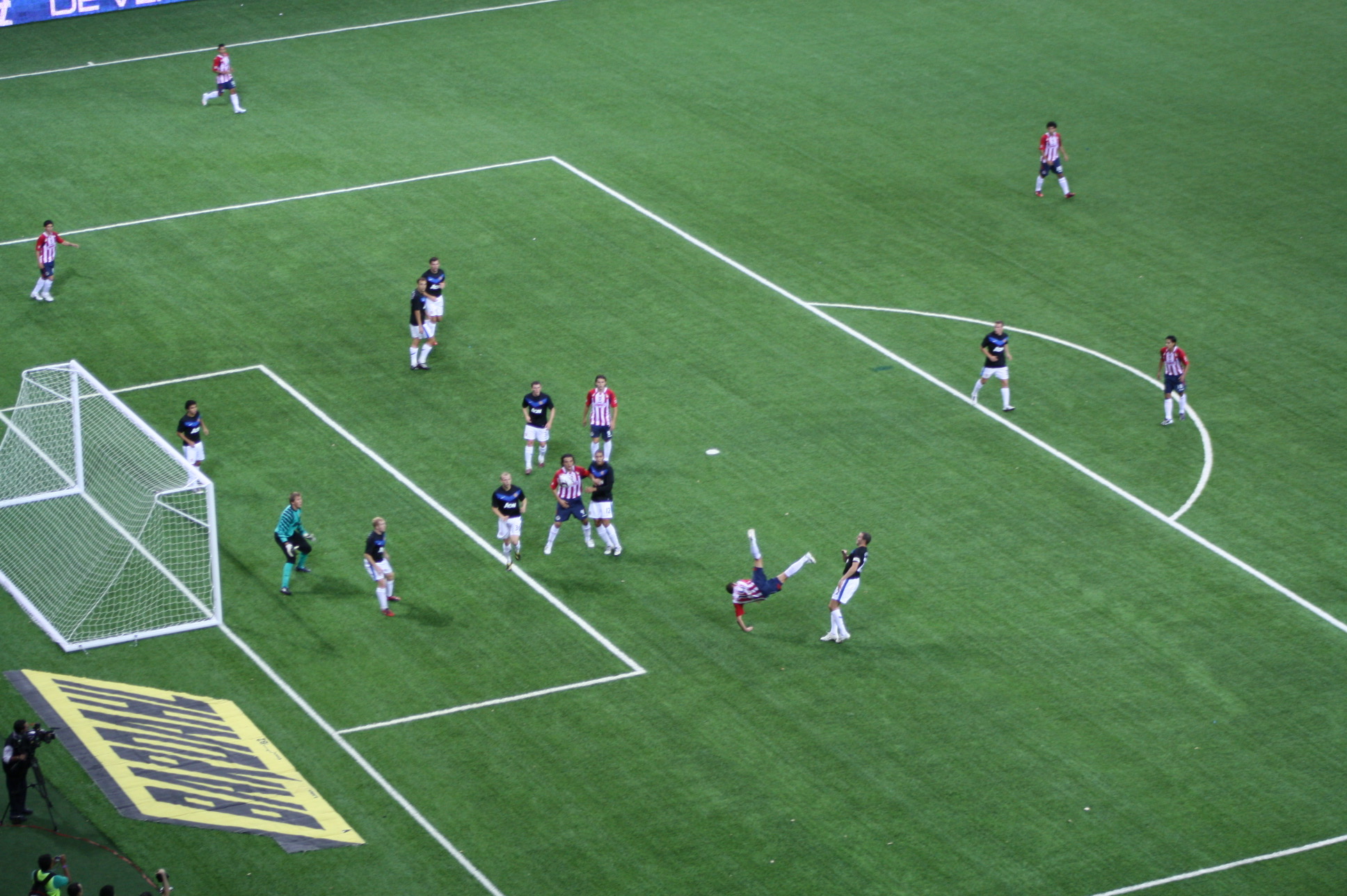 Estadio Chivas inauguración Chicharito