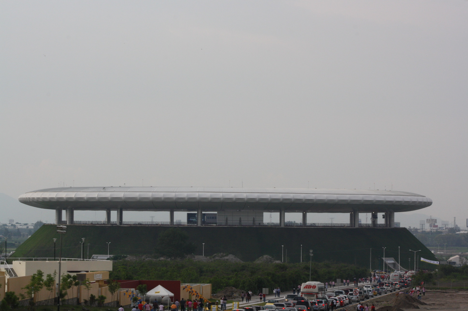 Estadio Chivas en su inauguración