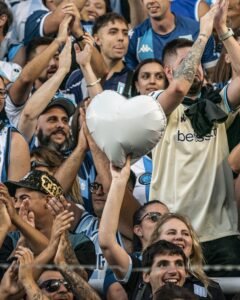 Racing gana en el día del amor