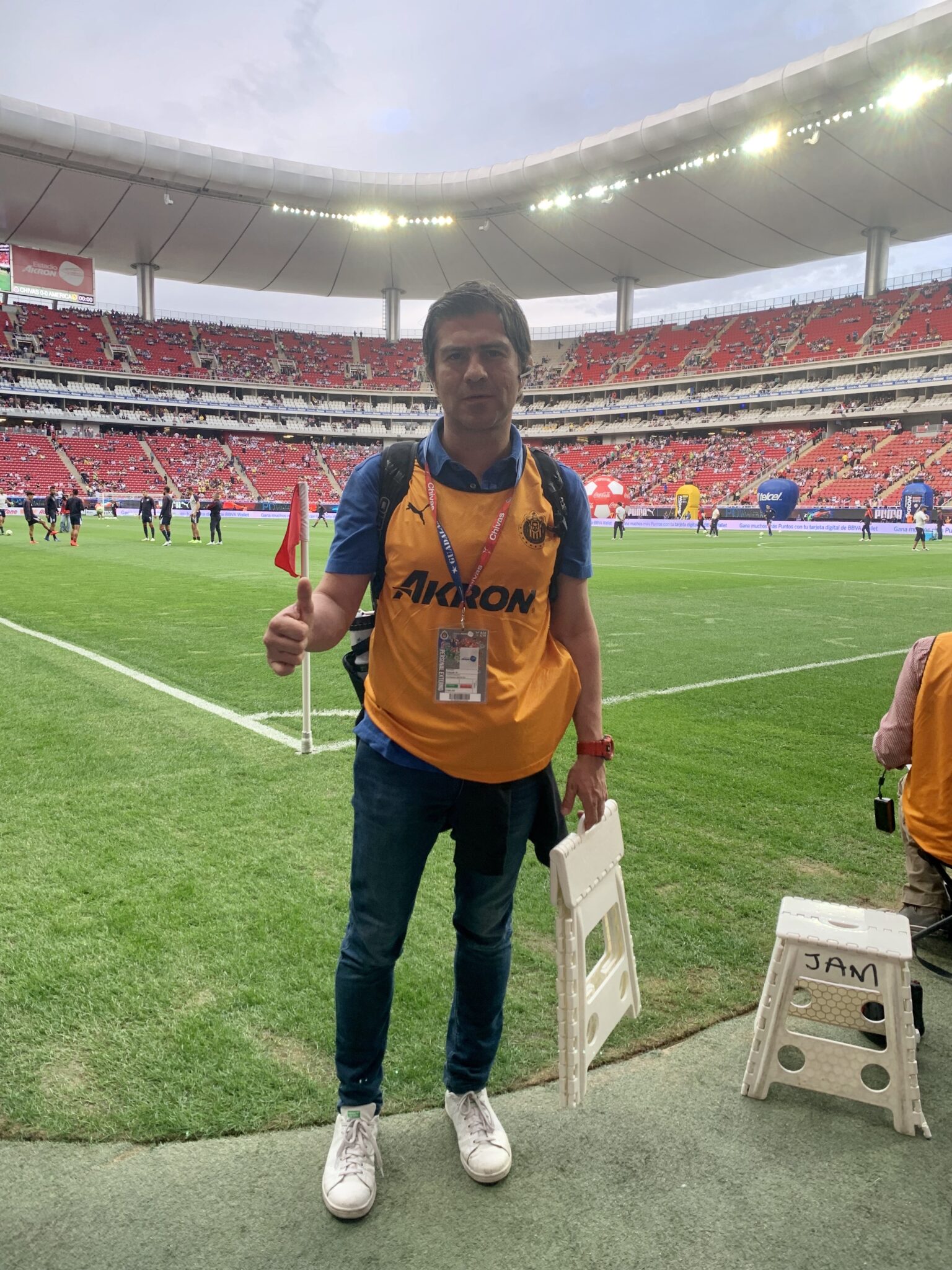 Yomix en Estadio Chivas