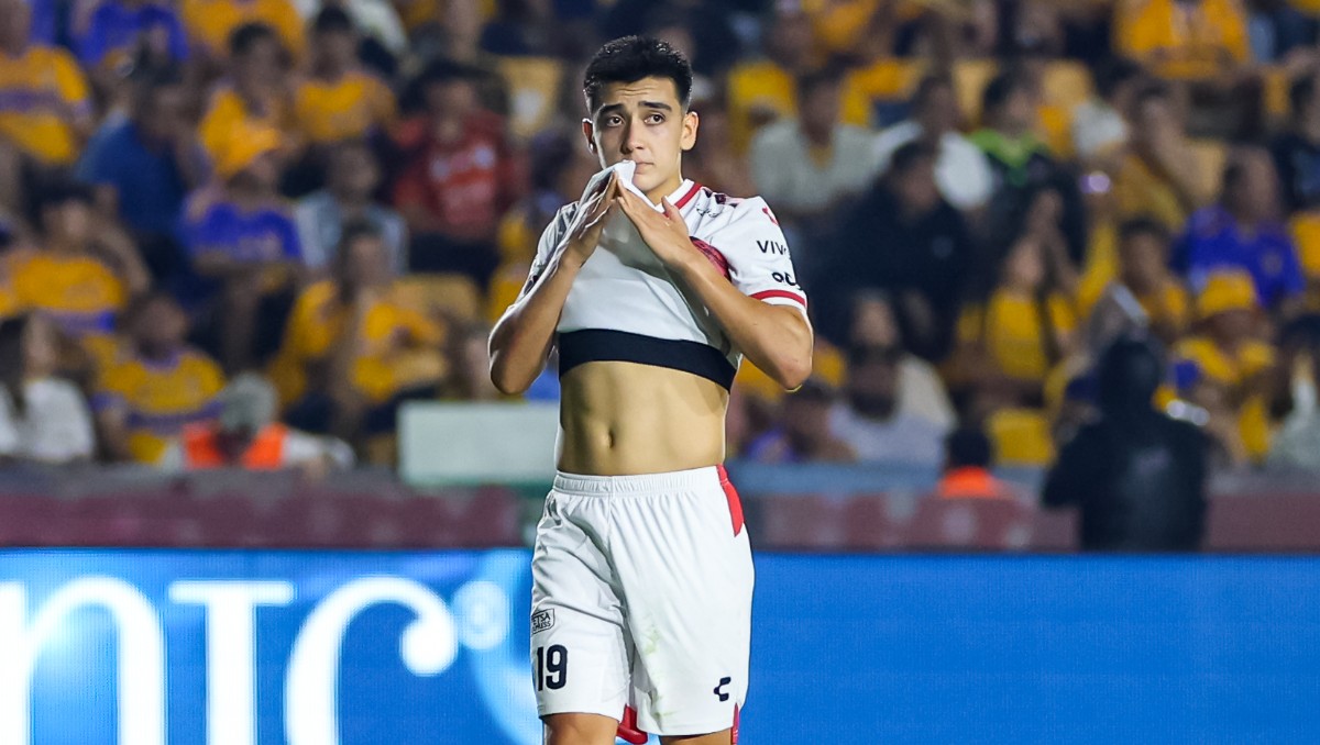 gilberto mora sufrio lesion mano