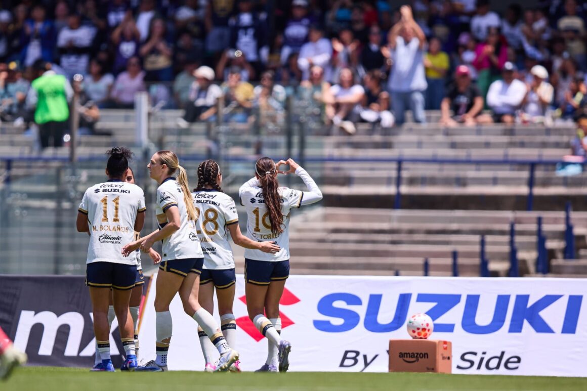 Angelina Hix, Cristina Torres, Nayely Bolaños, Paola Chavero y Silvana Flores