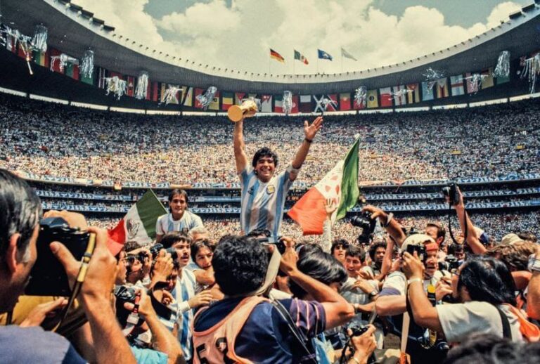 Maradona festeja en México 86