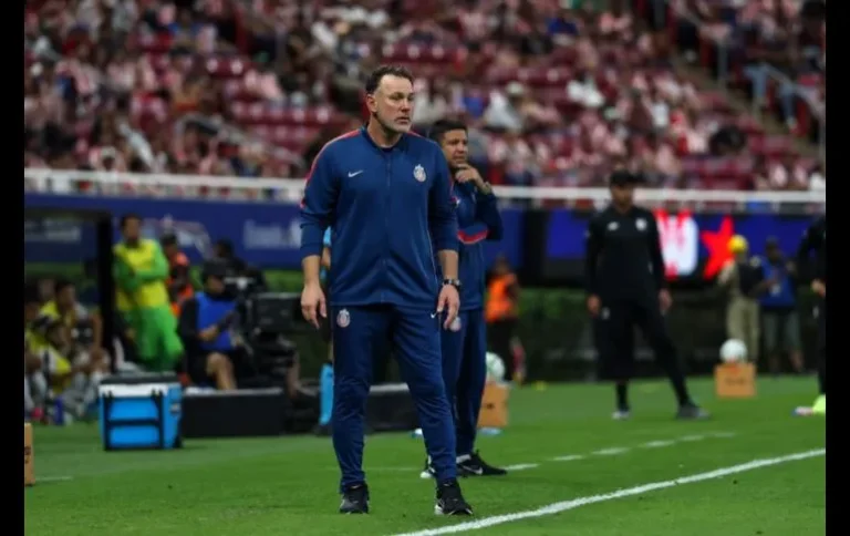 gabriel milito respalda a luis romo.jpeg 1846655537