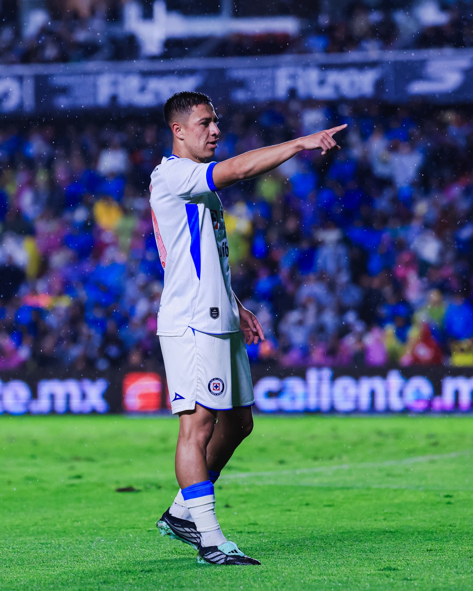 andrés montaño gol